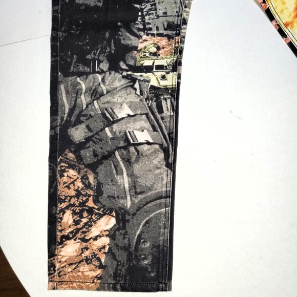 Y2K AOP Skull Jeans Descend Video Game Fire Evisu 34x29/30 - Picture 5 of 16